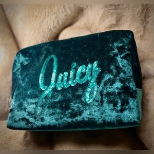 Juicy Couture NWT Emerald Velvet Cosmetic Bag